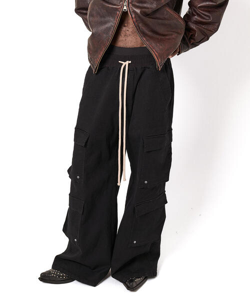 DANKE SCHON（ダンケシェーン）の「DankeSchon/ダンケシェーン/TCBLACK FLARE CARGOPANTS（カーゴパンツ・メンズ・ブラック・L/S/XL/M）」の17枚目の写真