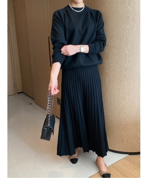 FAVORITO(ファヴォリート)の「ニットトップス+プリーツスカートセットアップ(セットアップ・レディース・ブラック/キャメル/ベージュ・F)」の8枚目の写真
