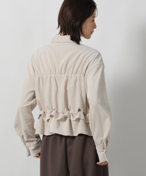 LAKOLE(ラコレ)の「コーデュロイフリルシャツ / 596070(シャツ/ブラウス・レディース・ピンク/ブラウン/チャコール/アイボリー・FREE)」の9枚目の写真
