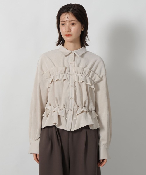 LAKOLE(ラコレ)の「コーデュロイフリルシャツ / 596070(シャツ/ブラウス・レディース・ピンク/ブラウン/チャコール/アイボリー・FREE)」の11枚目の写真