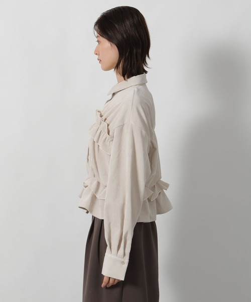 LAKOLE(ラコレ)の「コーデュロイフリルシャツ / 596070(シャツ/ブラウス・レディース・ピンク/ブラウン/チャコール/アイボリー・FREE)」の12枚目の写真