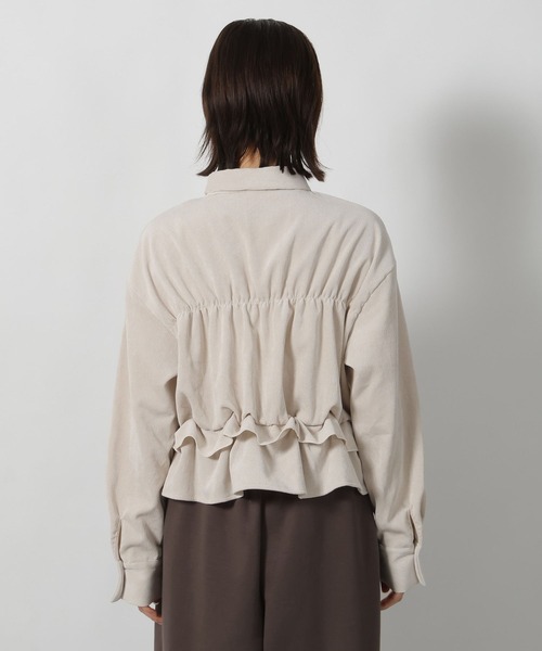 LAKOLE(ラコレ)の「コーデュロイフリルシャツ / 596070(シャツ/ブラウス・レディース・ピンク/ブラウン/チャコール/アイボリー・FREE)」の13枚目の写真