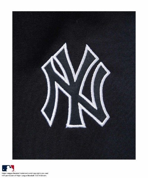 MLB（メジャーリーグベースボール）の「【MLB /メジャーリーグベースボール 】静電フロッキーロゴスウエット（スウェット・メンズ・ネイビー/アッシュグレー/ブラック/グリーン・XL/L/M）」の9枚目の写真