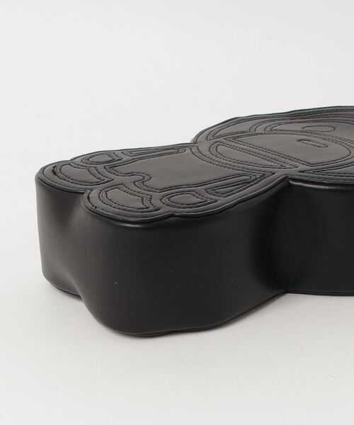 A BATHING APE（アベイシングエイプ）の「BABY MILO SHOULDER BAG（ショルダーバッグ・メンズ・ブラック・FREE）」の6枚目の写真