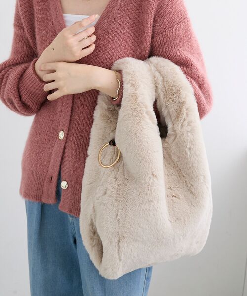 le.coeur blanc（ルクールブラン）の「《WEB限定アイテム》フェイクファーマルシェバッグ（トートバッグ・レディース・グレー/グリーン/ベージュ・FREE）」の3枚目の写真