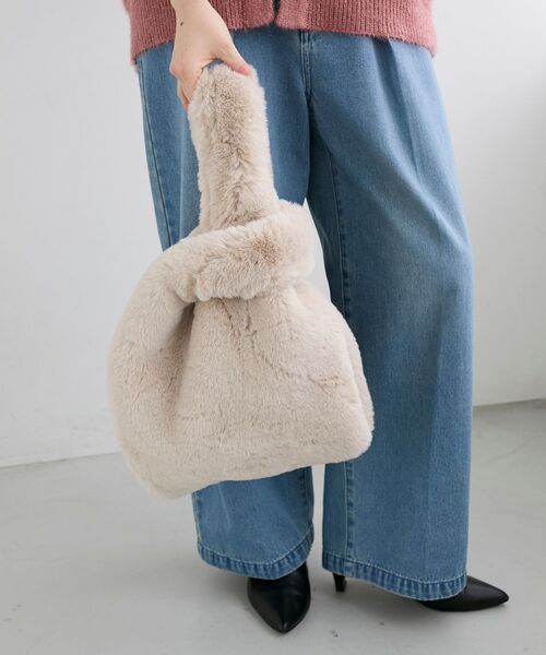 le.coeur blanc（ルクールブラン）の「《WEB限定アイテム》フェイクファーマルシェバッグ（トートバッグ・レディース・グレー/グリーン/ベージュ・FREE）」の9枚目の写真