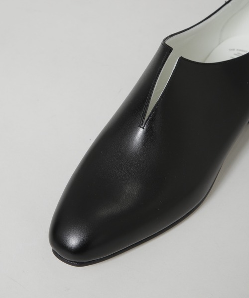 BEAUTIFUL SHOES(ビューティフルシューズ)の「BEAUTIFUL SHOES/SLIT SHOES(パンプス・レディース・ブラック・24/25/23)」の6枚目の写真