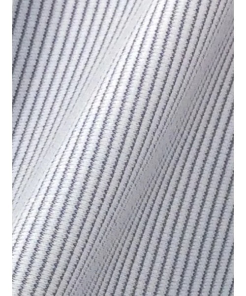 Perfect Suit FActory(パーフェクトスーツファクトリー)の「【完全ノーアイロン】長袖アイシャツ ストライプ サックス/ネイビー 【ストレッチ】【汗ジミ防止】【抗菌防臭】(ビジネスシャツ・メンズ・ネイビー/サックスブルー・首回り37cm-裄丈80cm/首回り39cm-裄丈82cm/首回り41cm-裄丈84cm/首回り43cm-裄丈86cm)」の3枚目の写真