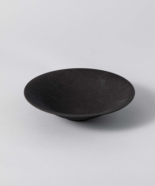黒墨 平鉢 L 22cm（食器）｜kuros'（クロス）のファッション通販