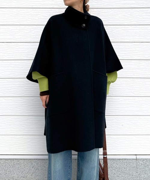 Q（キュー）の「WOOLポンチョ風コート（ポンチョ・レディース・グレイッシュベージュ/ブラック・MEDIUM）」の8枚目の写真