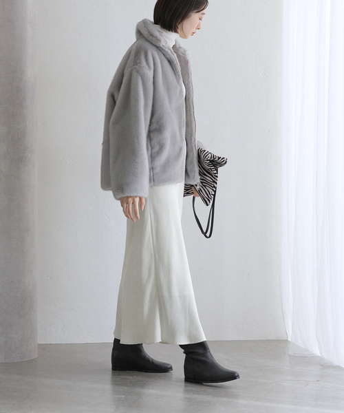 La TOTALITE（ラトータリテ）の「【洗える】フィブリルサテンマーメイドスカート（スカート・レディース・ホワイト/グリーン・38/36）」の19枚目の写真