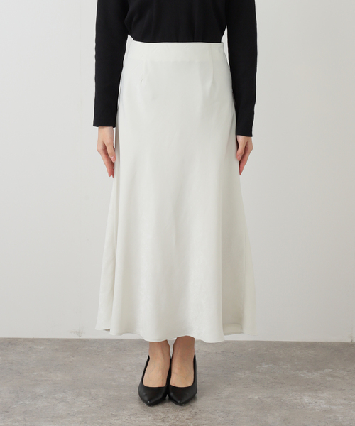 La TOTALITE（ラトータリテ）の「【洗える】フィブリルサテンマーメイドスカート（スカート・レディース・ホワイト/グリーン・38/36）」の12枚目の写真
