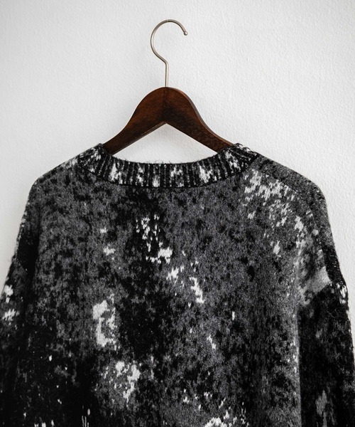 セール】オーバーサイズ ウール混5Gジャガード編みアブストラクト柄