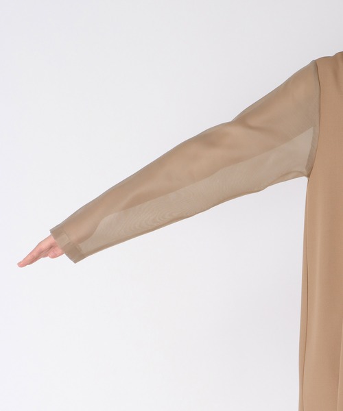 Jines（ジネス）の「シアースリーブピンタックワンピース（ワンピース・レディース・ブラウン/ベージュ・38）」の8枚目の写真