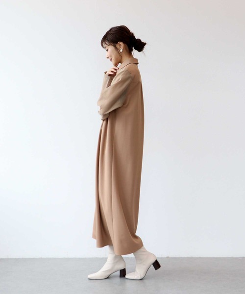 Jines（ジネス）の「シアースリーブピンタックワンピース（ワンピース・レディース・ブラウン/ベージュ・38）」の22枚目の写真