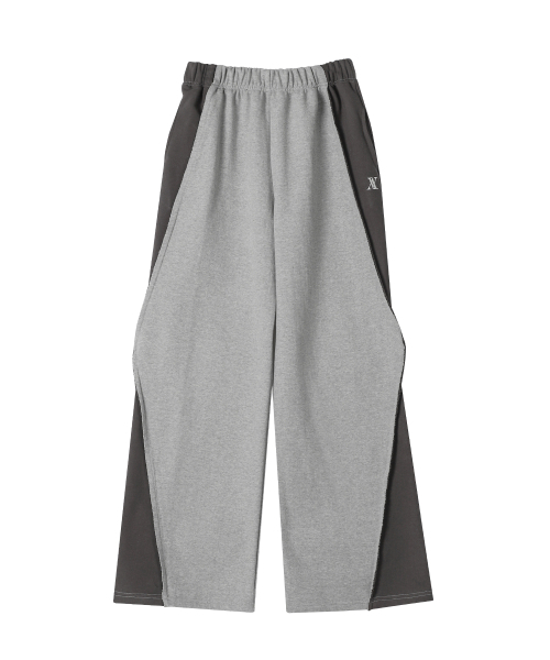 AVANDRESS(アバンドレス )の「Optical Side Wide Pants BLACK(スウェットパンツ・レディース・その他・MEDIUM/SMALL/X-SMALL/LARGE)」の4枚目の写真