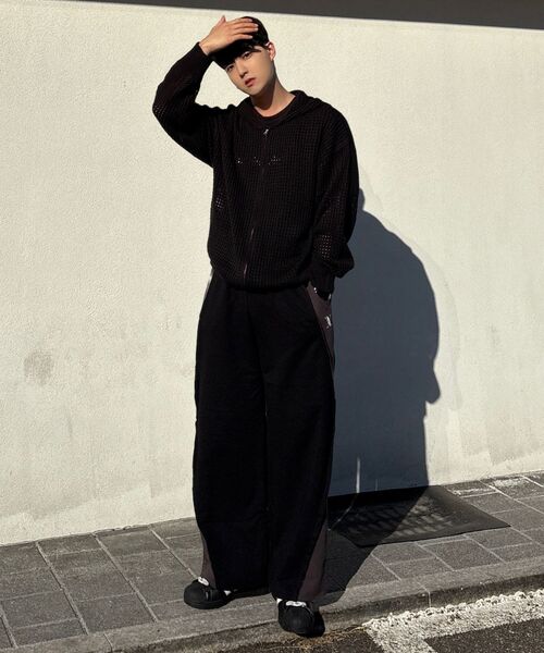 AVANDRESS(アバンドレス )の「Optical Side Wide Pants BLACK(スウェットパンツ・レディース・その他・MEDIUM/SMALL/X-SMALL/LARGE)」の5枚目の写真