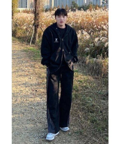 AVANDRESS(アバンドレス )の「Optical Side Wide Pants BLACK(スウェットパンツ・レディース・その他・MEDIUM/SMALL/X-SMALL/LARGE)」の19枚目の写真