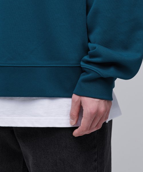 MUSINSA STANDARD（ムシンサスタンダード）の「フラットテリーオーバーサイズスウェットシャツ[モロッカンブルー]（スウェット・メンズ・その他・MEDIUM/LARGE/X-LARGE/XX-LARGE/XXX-LARGE）」の7枚目の写真