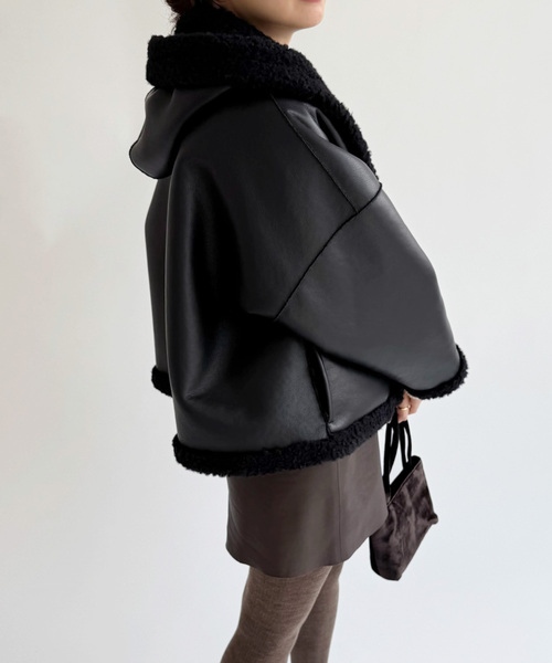 EDIT. FOR LULU（エディットフォールル）の「【VACHEMENT/ヴァシュモン】ファーボンディングレザーポンチョ（その他アウター・レディース・ブラック・FREE）」の3枚目の写真