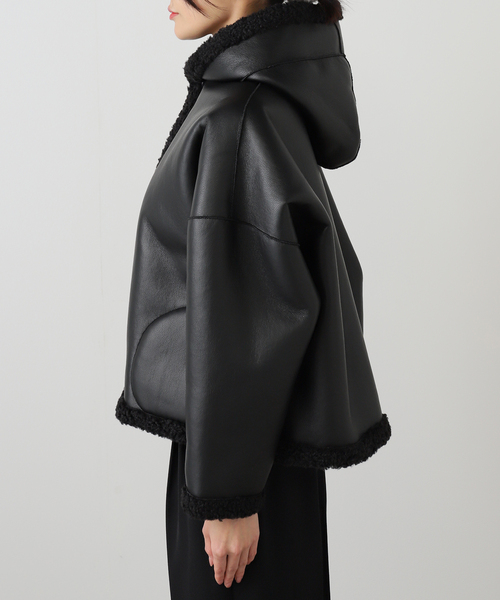 EDIT. FOR LULU（エディットフォールル）の「【VACHEMENT/ヴァシュモン】ファーボンディングレザーポンチョ（その他アウター・レディース・ブラック・FREE）」の9枚目の写真