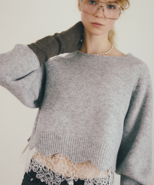 La TOTALITE（ラトータリテ）の「【洗える】オフネックレースニット（ニット/セーター・レディース・チャコールグレー/アイボリー/ラベンダー・FREE）」の3枚目の写真