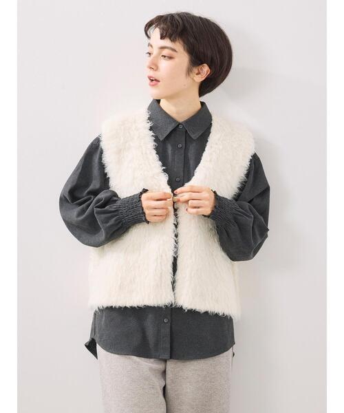 SM2(エスエムツー)の「トグルニットベスト(ベスト・レディース・ブラウン/キナリ/グレー・F)」の2枚目の写真