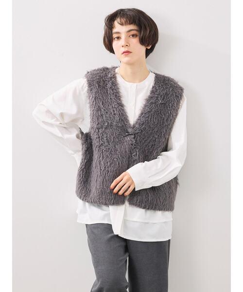 SM2（エスエムツー）の「トグルニットベスト（ベスト・レディース・グレー/ブラウン/キナリ・F）」の12枚目の写真