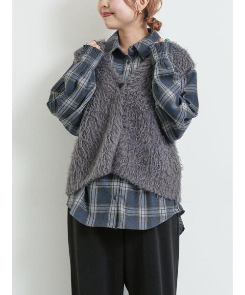 SM2(エスエムツー)の「トグルニットベスト(ベスト・レディース・ブラウン/キナリ/グレー・F)」の4枚目の写真