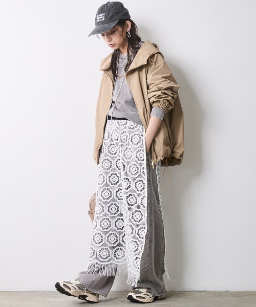 CHIC STYLE（シックスタイル）の「レースオーバースカート＜大きいサイズ有＞シックスタイル（スカート・レディース・ブラック/オフホワイト・M/L/LL/3L/4L/5L）」の5枚目の写真