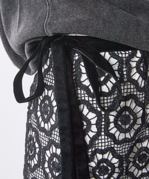 CHIC STYLE（シックスタイル）の「レースオーバースカート＜大きいサイズ有＞シックスタイル（スカート・レディース・ブラック/オフホワイト・M/L/LL/3L/4L/5L）」の19枚目の写真