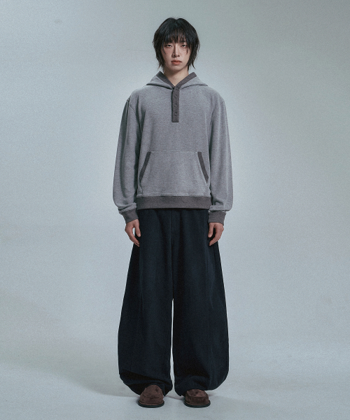 MOO(エムオーオー)の「チェック配色バルーンコットンパンツ - ネイビー(その他パンツ・メンズ・ネイビー・MEDIUM/LARGE)」の3枚目の写真