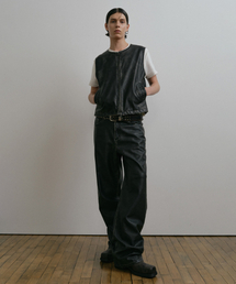 DUSTYWHITE（ダスティーホワイト）の「DUSTY BLACK WASHED FAUX LEATHER PANTS（その他パンツ）」