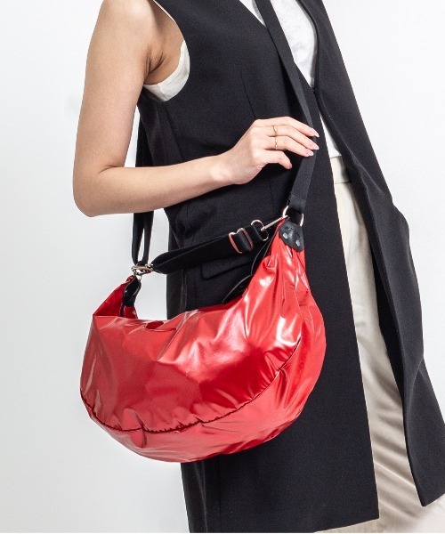 Jack Gomme（ジャックゴム）の「【JACK GOMME】ショルダーバッグ　メッセンジャー　CHARLIE Sac demi-lune（ショルダーバッグ・レディース・シルバー/ブラック/モカ/インディゴブルー/アイボリー/オリーブ/ライトブルー/レッド/ネイビー/シャンパン・FREE）」の8枚目の写真