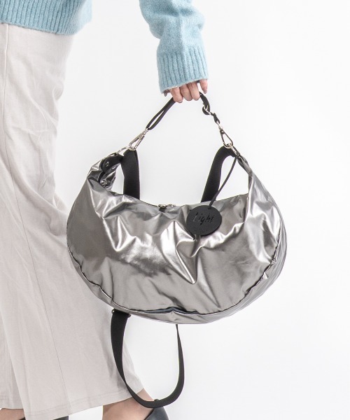 Jack Gomme（ジャックゴム）の「【JACK GOMME】ショルダーバッグ　メッセンジャー　CHARLIE Sac demi-lune（ショルダーバッグ・レディース・シルバー/ブラック/モカ/インディゴブルー/アイボリー/オリーブ/ライトブルー/レッド/ネイビー/シャンパン・FREE）」の9枚目の写真