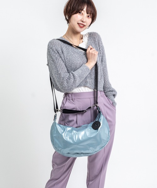 Jack Gomme（ジャックゴム）の「【JACK GOMME】ショルダーバッグ　メッセンジャー　CHARLIE Sac demi-lune（ショルダーバッグ・レディース・シルバー/ブラック/モカ/インディゴブルー/アイボリー/オリーブ/ライトブルー/レッド/ネイビー/シャンパン・FREE）」の5枚目の写真