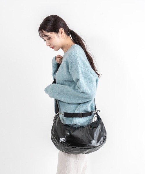 Jack Gomme(ジャックゴム)の「【JACK GOMME】ショルダーバッグ メッセンジャー CHARLIE Sac demi-lune(ショルダーバッグ・レディース・シルバー/ブラック/モカ/インディゴブルー/アイボリー/オリーブ/ライトブルー/レッド/ネイビー/シャンパン・FREE)」の22枚目の写真