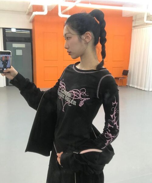 Cavish(カビシ)の「W STEM LS TEE BLACK(CV2FSFT553A)(Tシャツ/カットソー・レディース・ブラック・FREE)」の11枚目の写真