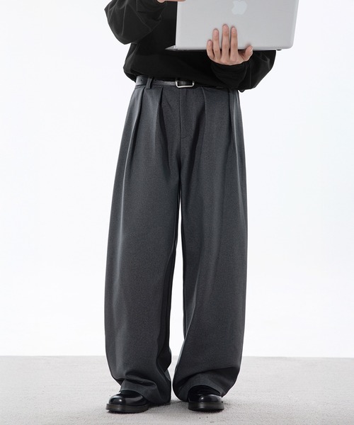 CORPUS TOKYO（コーパス トーキョー）の「ダブルタックワイドスラックス（スラックス・メンズ・グレー/ブラウン/グレイッシュベージュ/ブラック・4/3/2/1）」の2枚目の写真