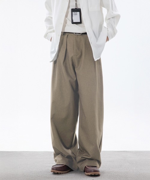 CORPUS TOKYO（コーパス トーキョー）の「ダブルタックワイドスラックス（スラックス・メンズ・グレー/ブラウン/グレイッシュベージュ/ブラック・4/3/2/1）」の4枚目の写真