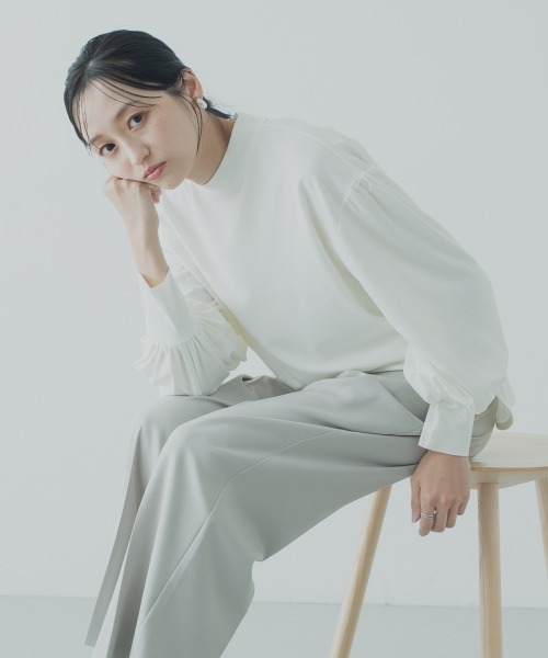 Petitjo(プッチージョ)の「小さいサイズ クルーネックブラウス 低身長さん・小柄女性(シャツ/ブラウス・レディース・オフホワイト/ブラック・PSS/PS/PM/PL)」の9枚目の写真