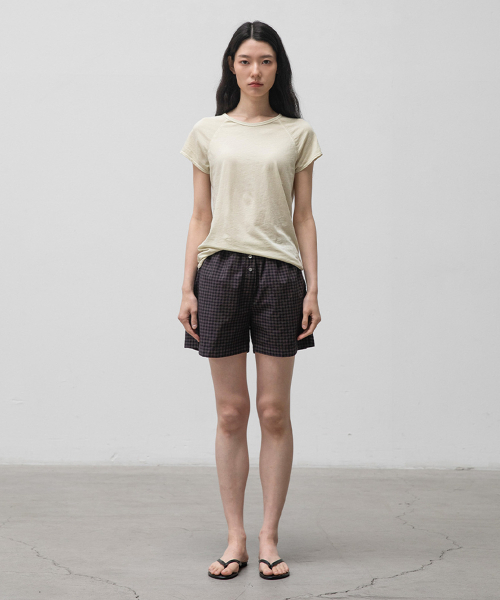 ANOTHER OFFICE WOMEN(アナザー オフィス ウーマン)の「w. Lounge Shorts (Charcoal Brown)(その他パンツ・レディース・その他・36/34)」の1枚目の写真