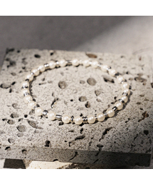 JBANS CLASSIC（ジェイバンスクラシック）の「Silver Metal Point 5mm Nucleated Pearl Bracelet (C2401AC1073_IV)（ブレスレット）」