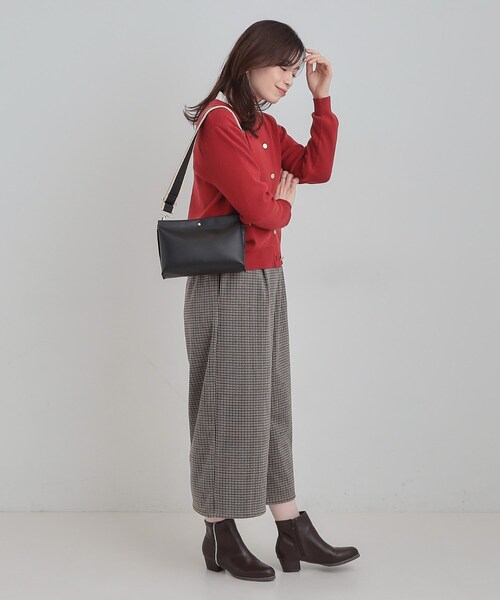 SHOO・LA・RUE(シューラルー)の「配色ベルトがアクセント 3層ショルダーバッグ(ショルダーバッグ・レディース・シルバー/アイボリー/ブラック・00)」の7枚目の写真