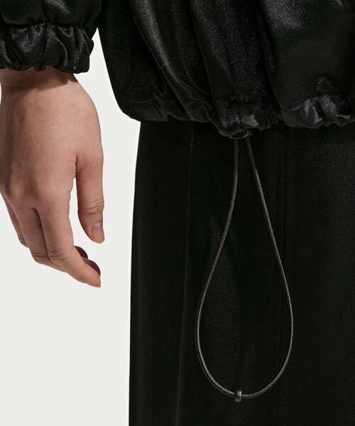 NIKE（ナイキ）の「ナイキ スポーツウェア ウィメンズ オーバーサイズド ウィンドランナー ジャケット / Nike Sportswear Women's Oversized Windrunner Jacket IF0271-010 Black（ナイロンジャケット・レディース・ブラック・XL/XS/M/L/S）」の8枚目の写真