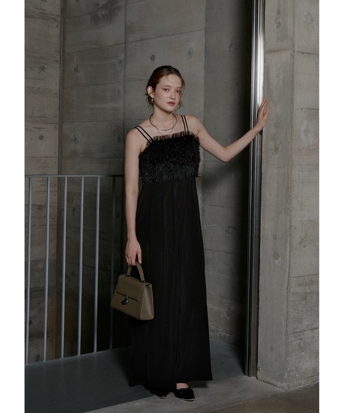 LE'RURE(リルアー)の「Feather cami pants dress(パンツドレス・レディース・ベージュ/グレー/ブラック・TALL/MEDIUM)」の4枚目の写真