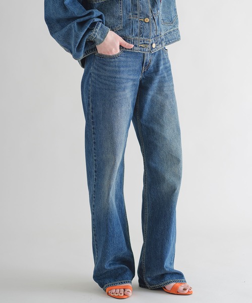 Levi's(リーバイス)の「Levi's/リーバイス SOFT GRUNGE LOW LOOSE(デニムパンツ・レディース・ダークインディゴブルー・23inch/24inch/25inch/26inch/27inch/28inch)」の21枚目の写真
