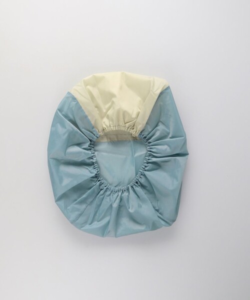 BRANSHES（ブランシェス）の「ランドセルにも使えるレインカバー（レインコート/ポンチョ・キッズ・ピンク/ブルーグレー/ネイビー・FREE）」の2枚目の写真