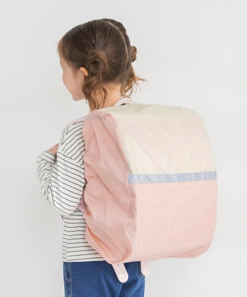 BRANSHES（ブランシェス）の「ランドセルにも使えるレインカバー（レインコート/ポンチョ・キッズ・ピンク/ブルーグレー/ネイビー・FREE）」の7枚目の写真