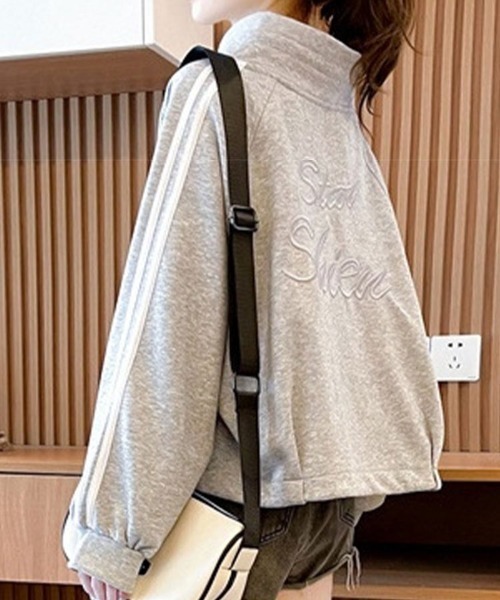 SallyLunn(サリーラン)の「スタンドカラートラックジャケット(その他アウター・レディース・ブラック/グレー/ホワイト・MEDIUM/LARGE)」の5枚目の写真